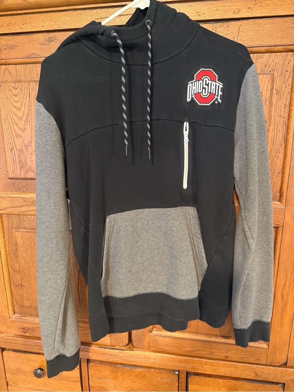 Nike Ohio State Buckeyes Men’s Medium Black & Gray Pullover Hoodie